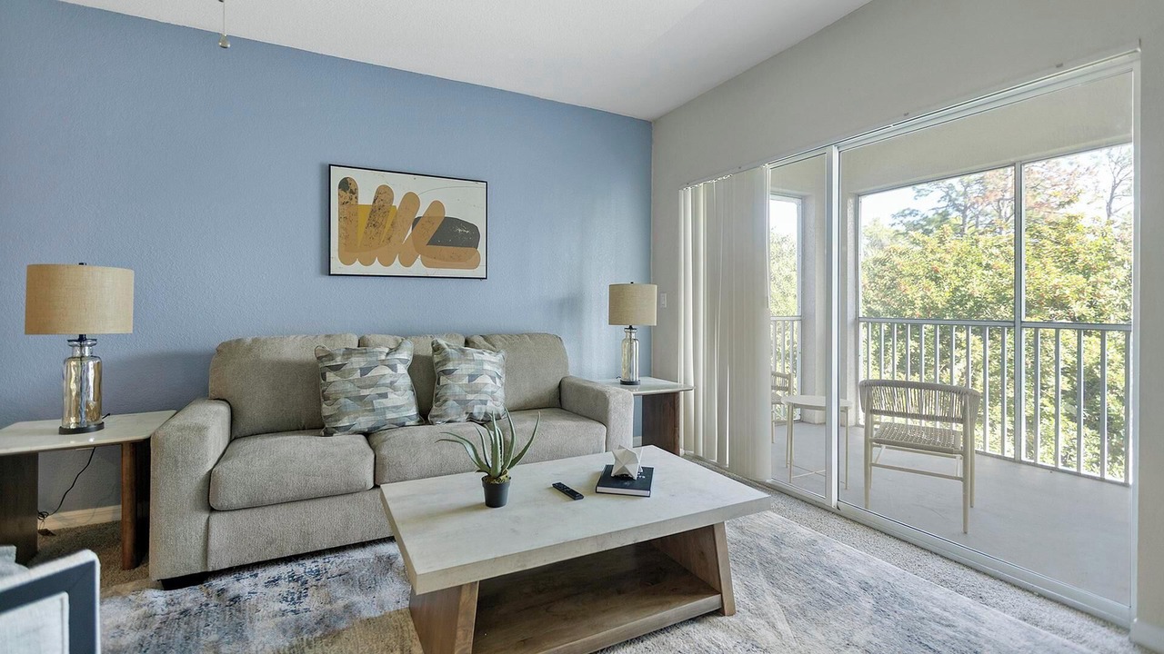 Photo of Livingroom in North Port