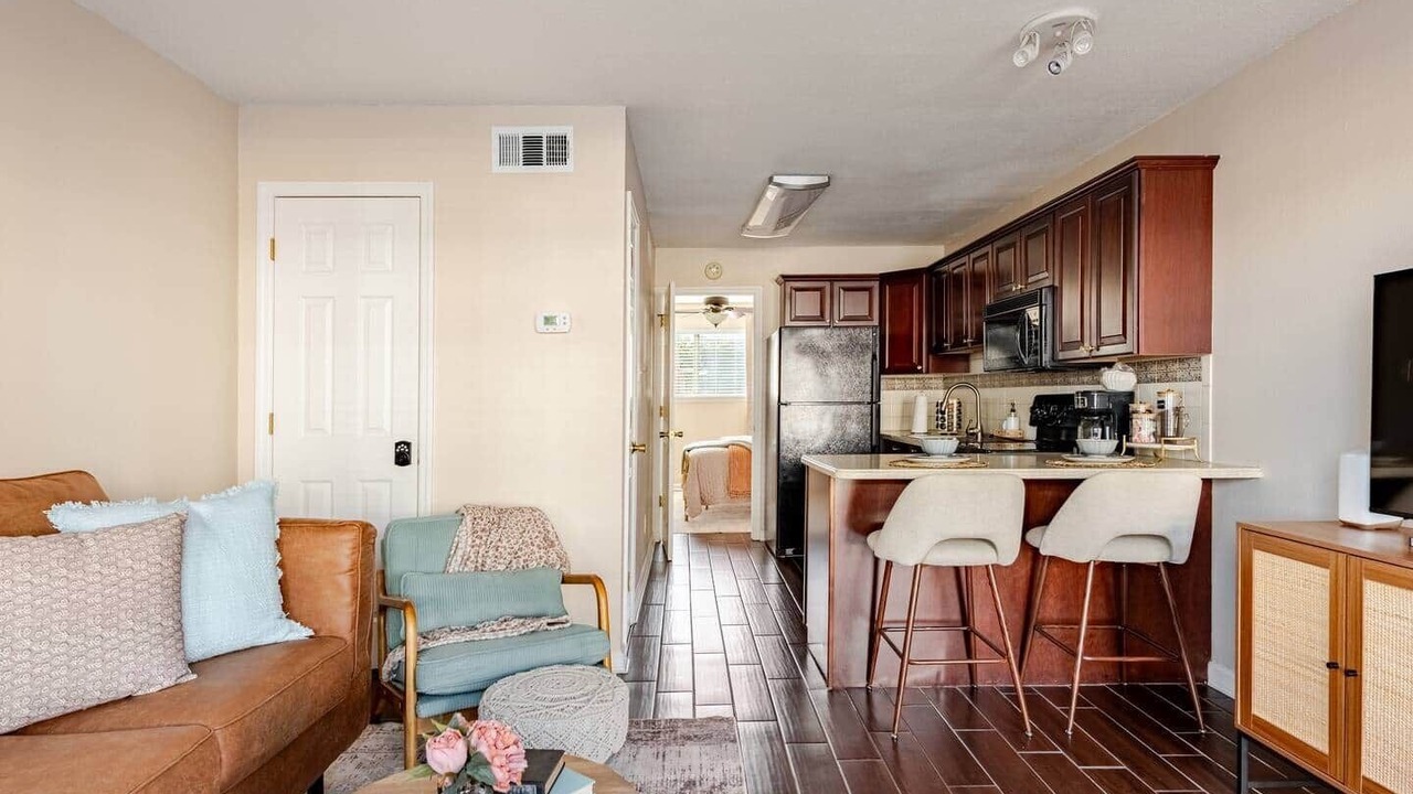 Photo of Livingroom in Tallahassee