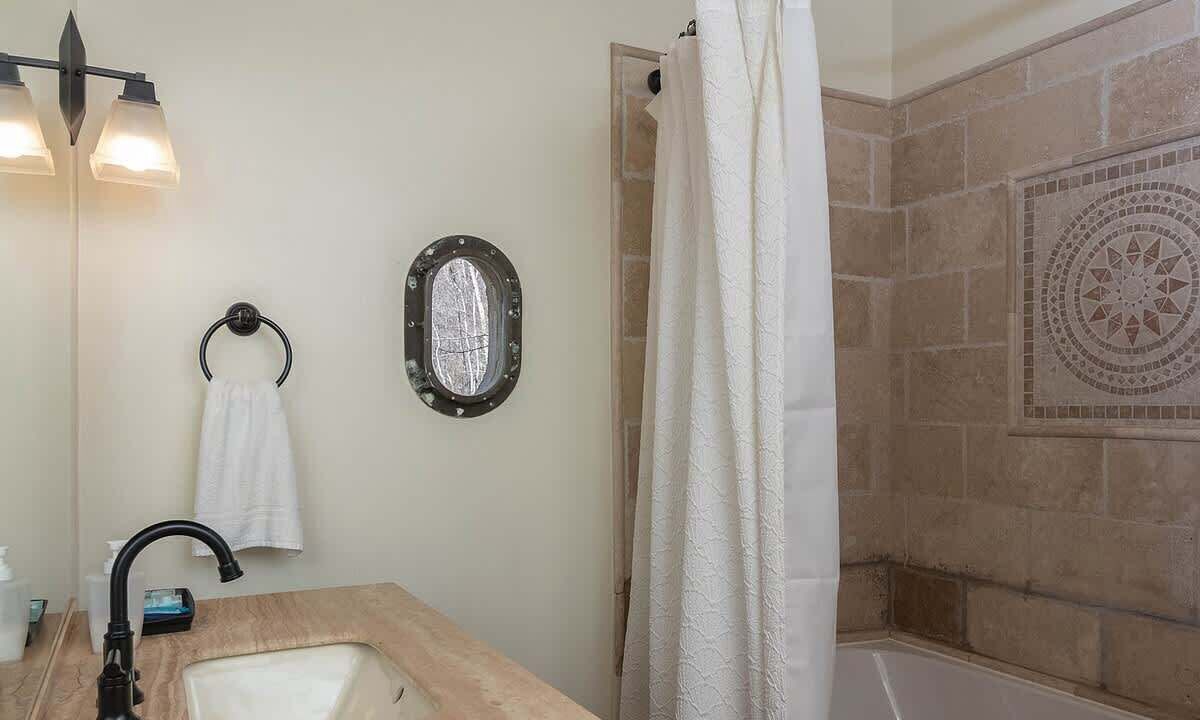 Photo of Bathroom in Taylor