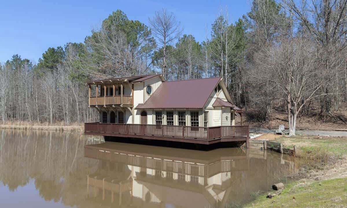 Photo of Outdoor in Taylor