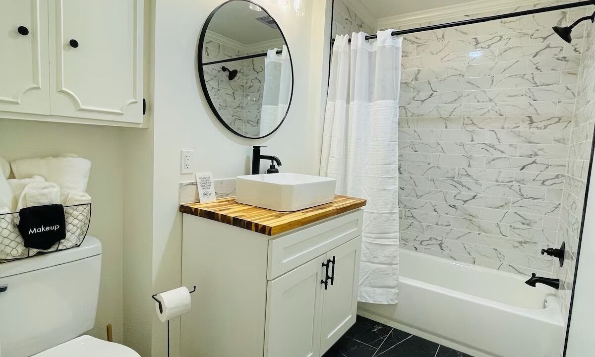 Photo of Bathroom in McComb