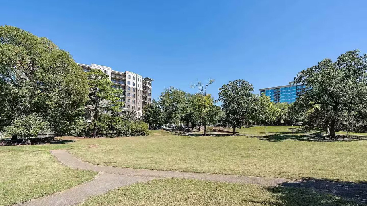 Photo of Outdoor in Five Points South