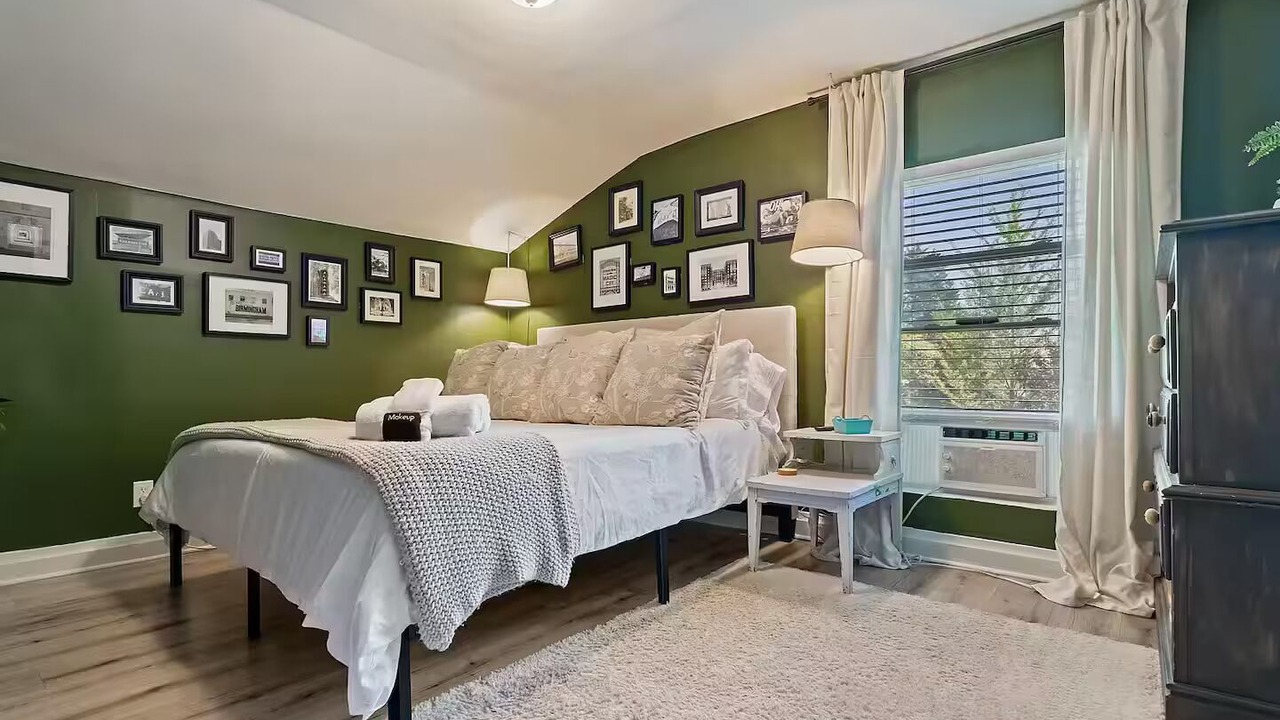 Photo of Bedroom in Five Points South