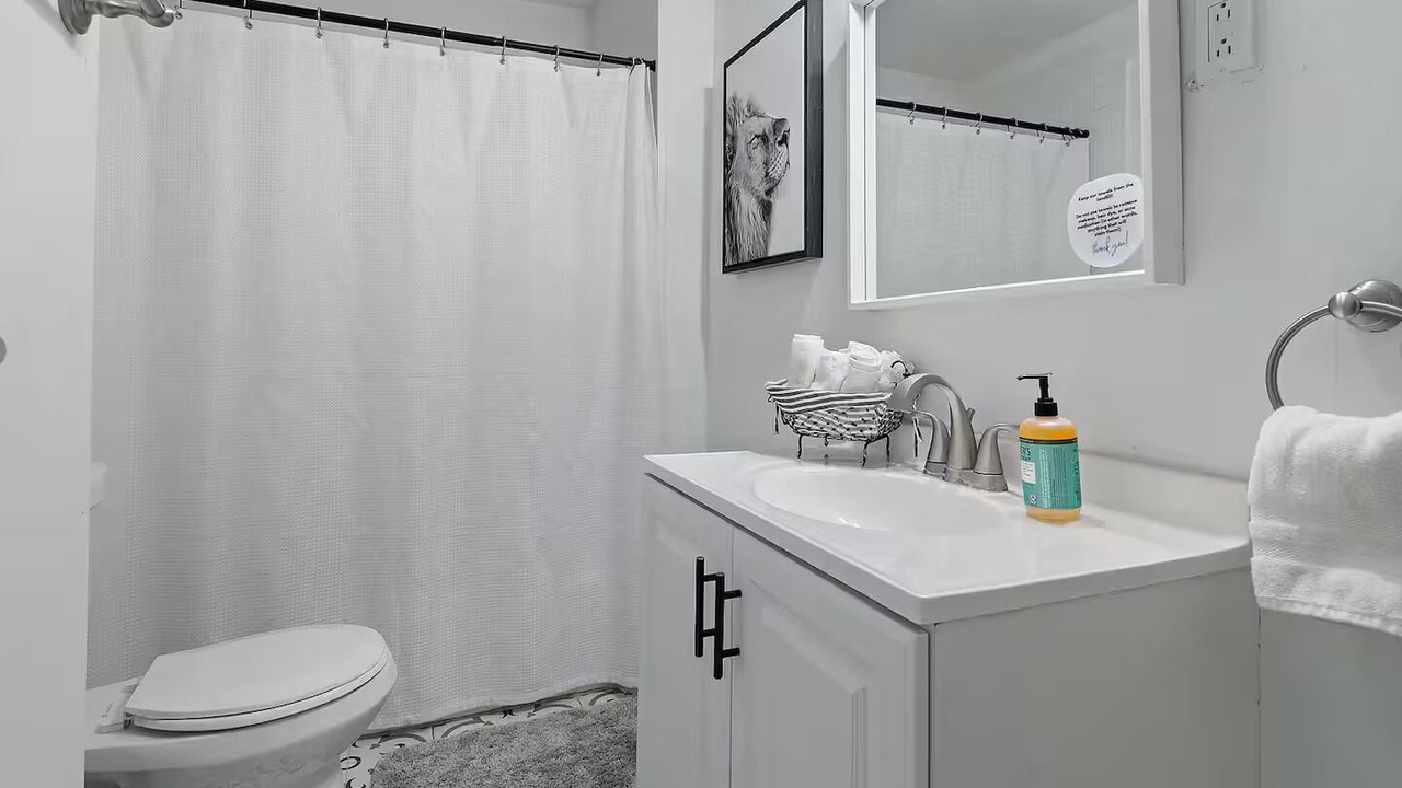 Photo of Bathroom in Five Points South