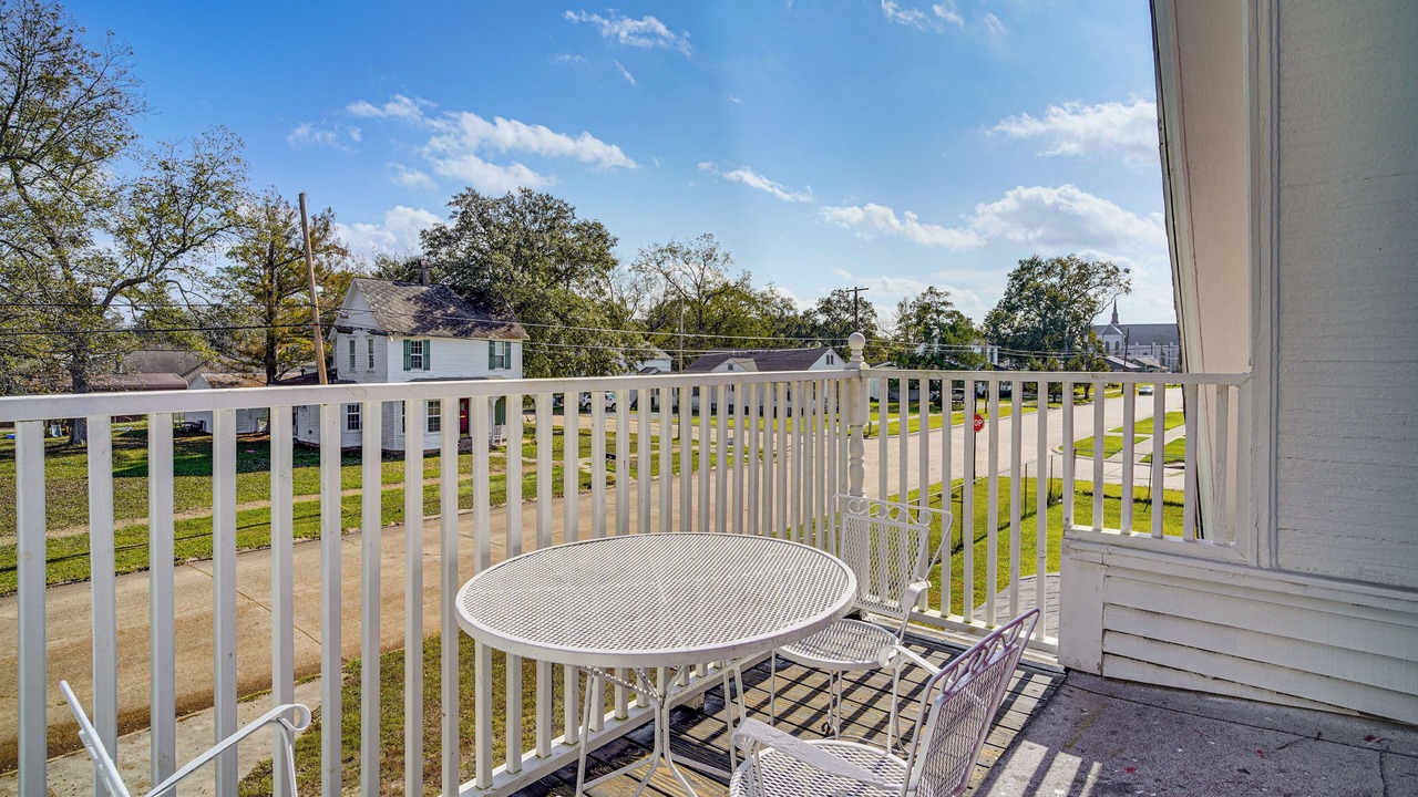 Photo of Patio Balcony in Jennings