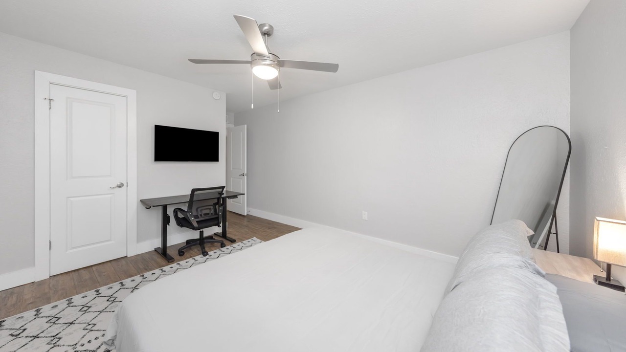 Photo of Bedroom in Beach Park