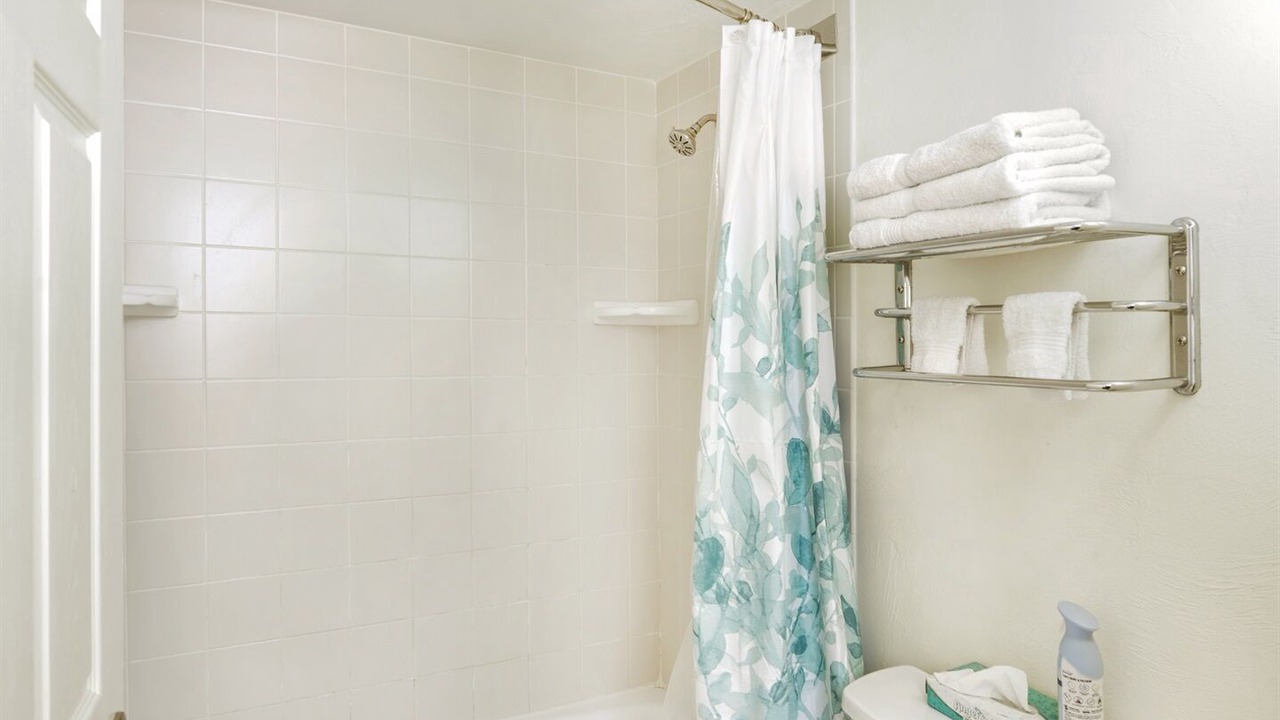 Photo of Bathroom in Ortona Park