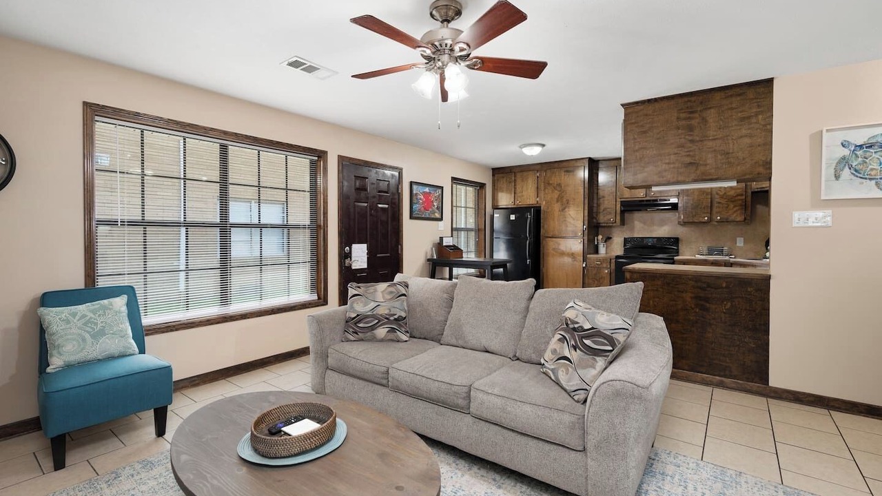 Photo of Livingroom in Alexandria