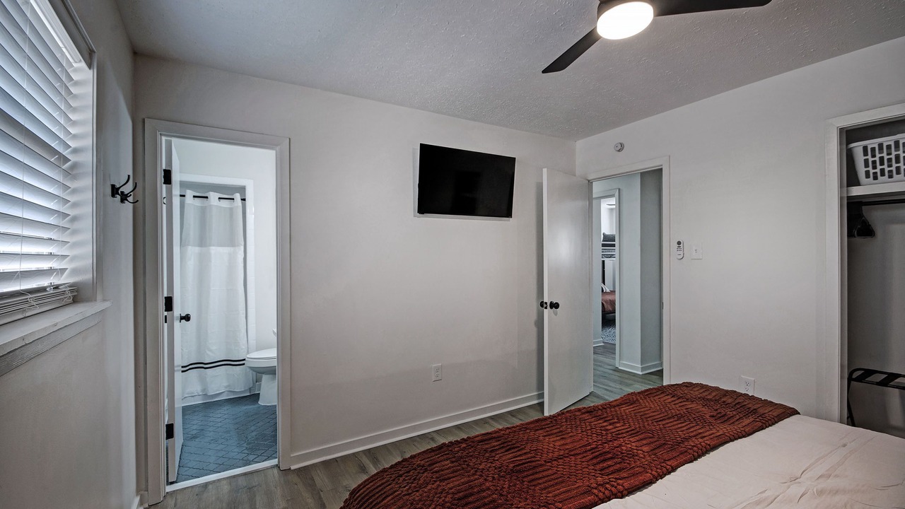 Photo of Bedroom in Pearl