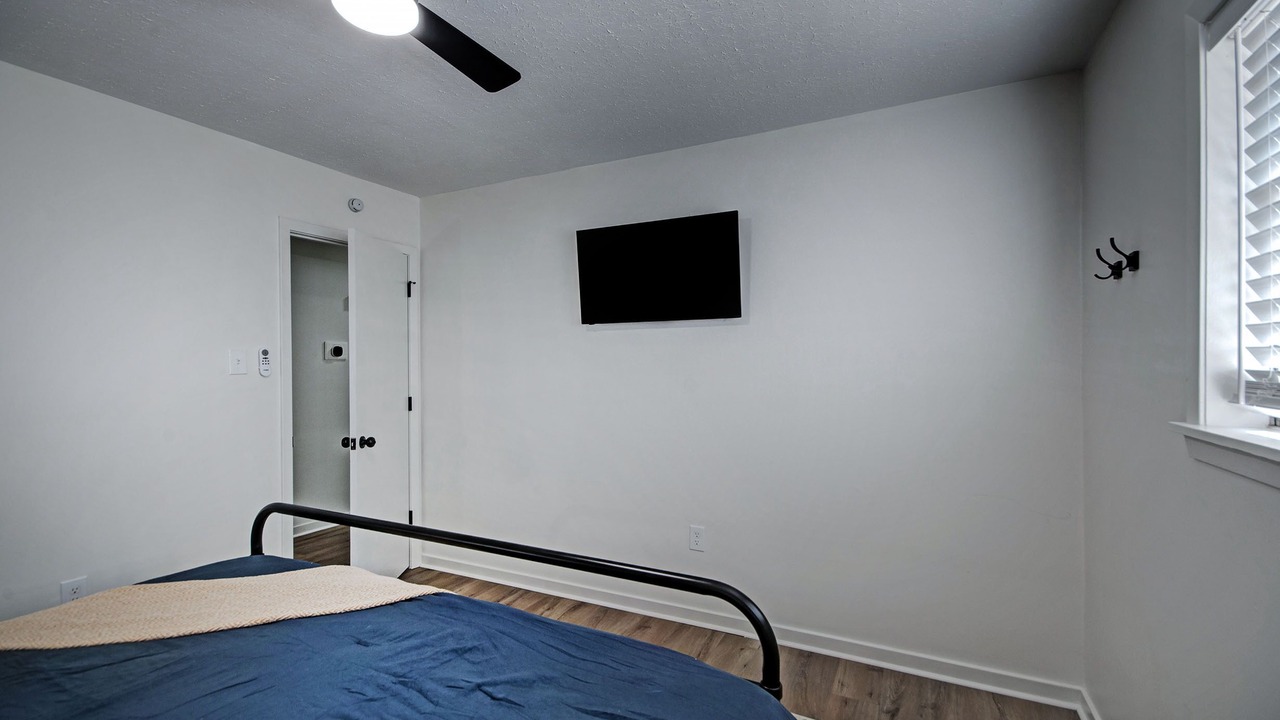 Photo of Bedroom in Pearl