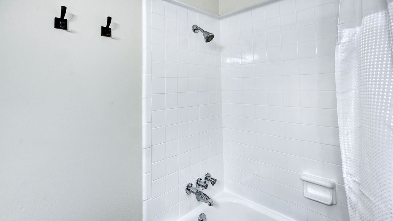 Photo of Bathroom in Pearl