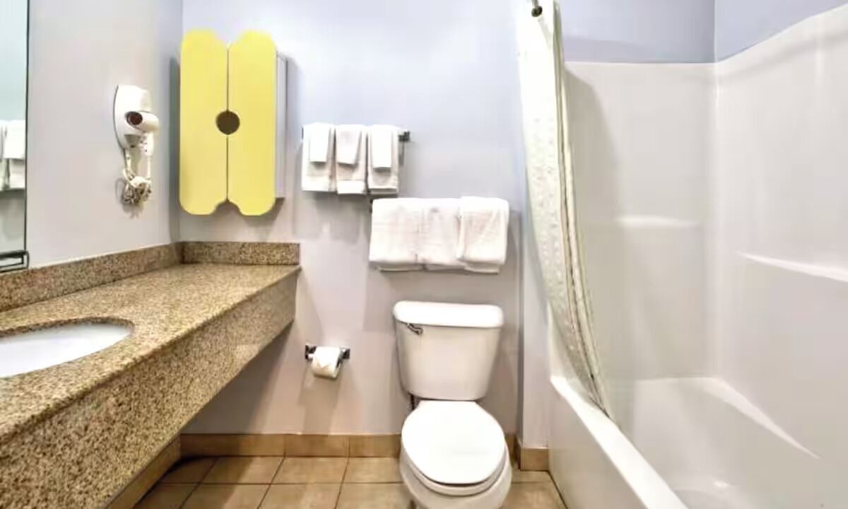 Photo of Bathroom in Sulphur