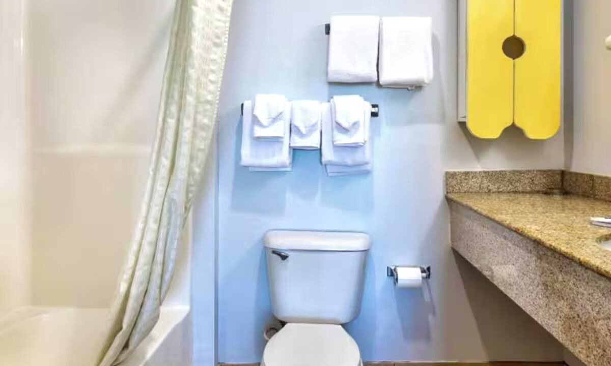 Photo of Bathroom in Sulphur