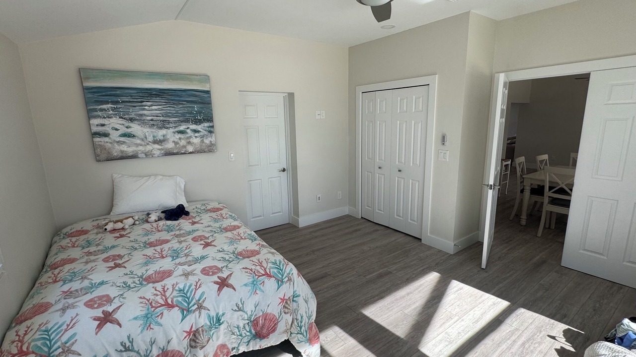 Photo of Bedroom in Royal Harbor