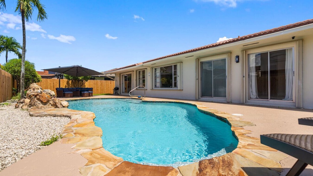 Photo of Outdoor in Ludlam
