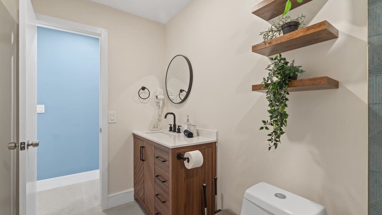 Photo of Bathroom in Ludlam