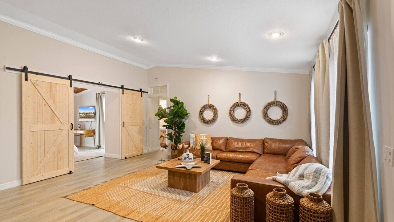 Photo of Livingroom in University Park