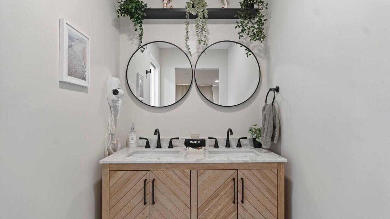 Photo of Bathroom in Fontainebleau