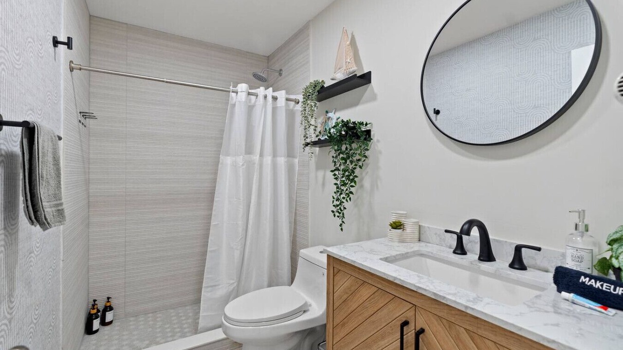 Photo of Bathroom in Fontainebleau