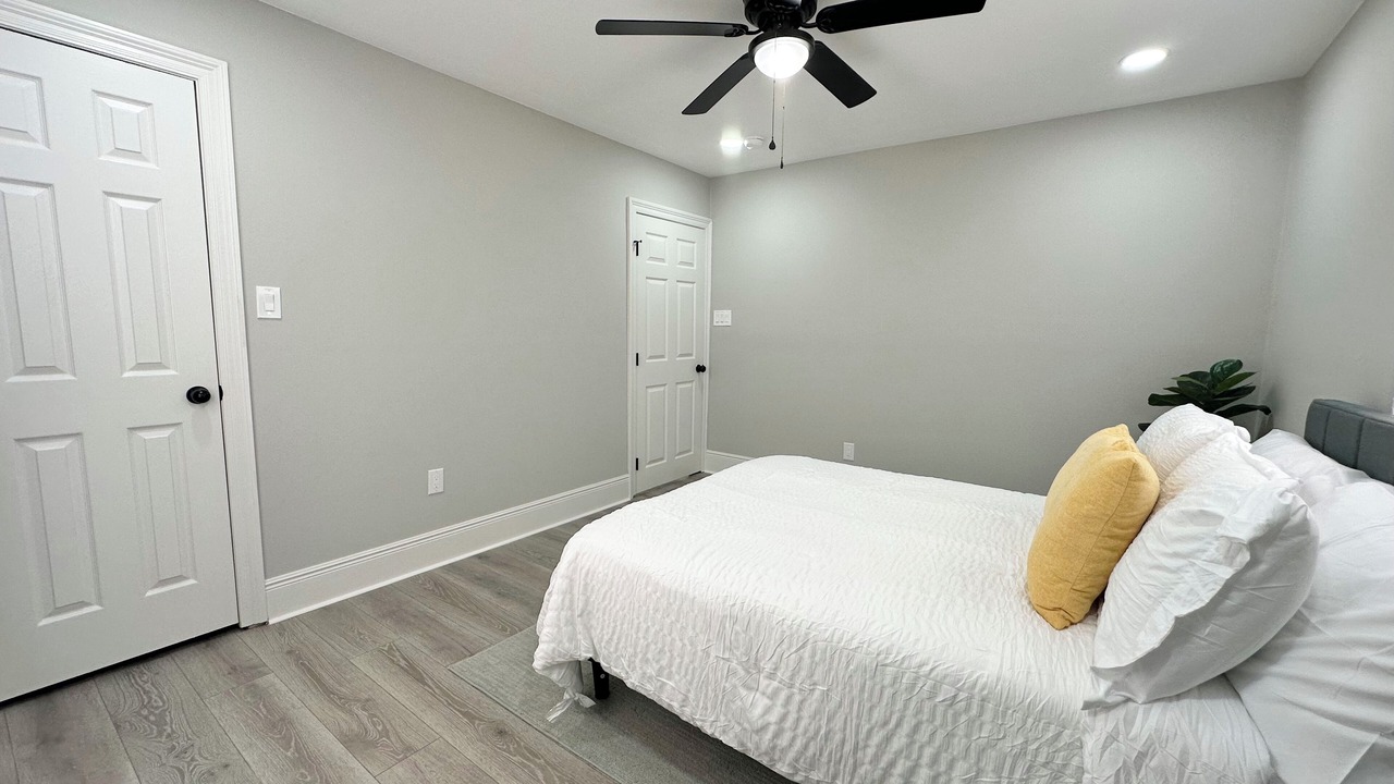 Photo of Bedroom in Dillard