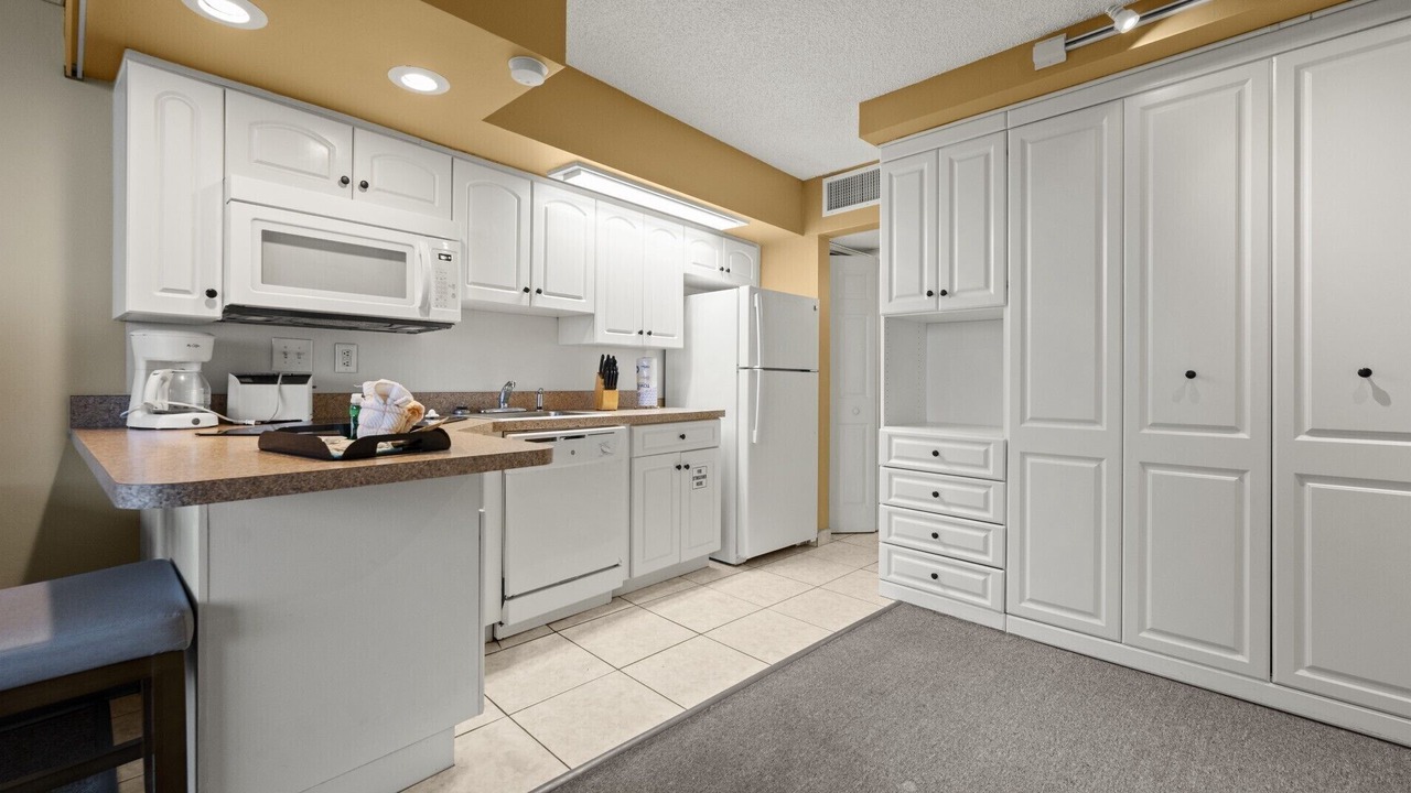 Photo of Kitchen in Seminole Park