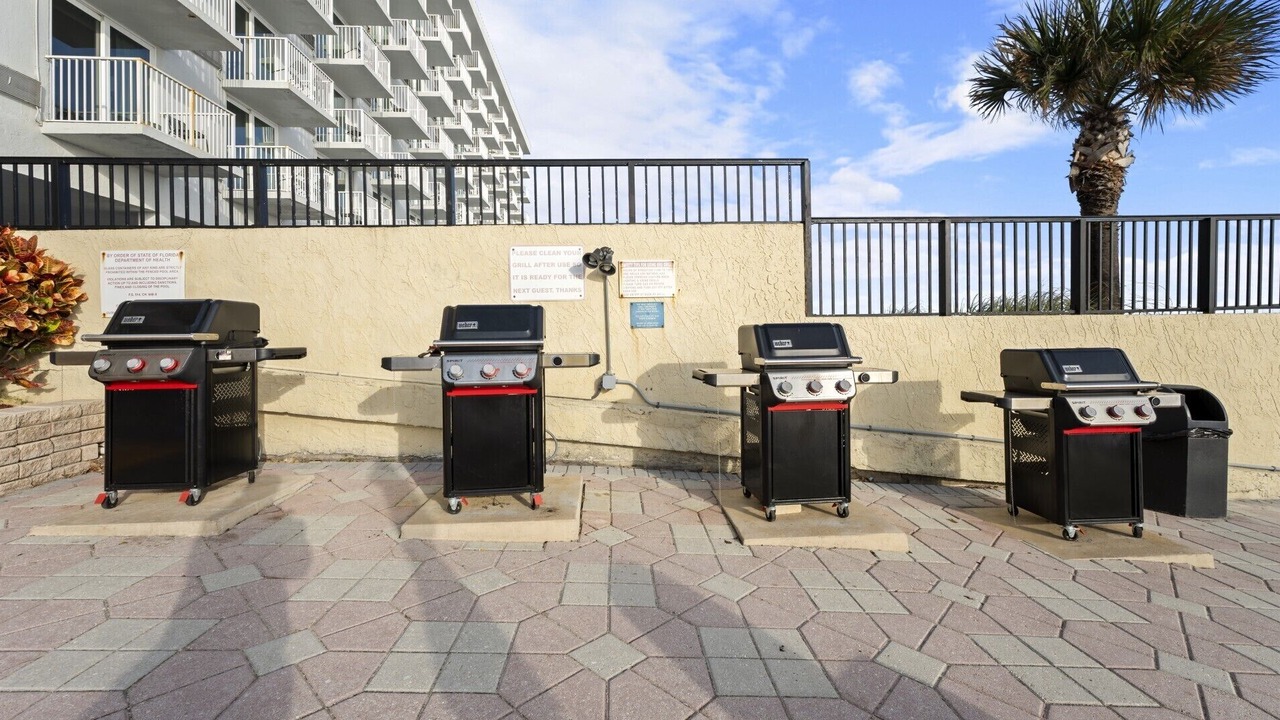 Photo of Patio Balcony in Seminole Park
