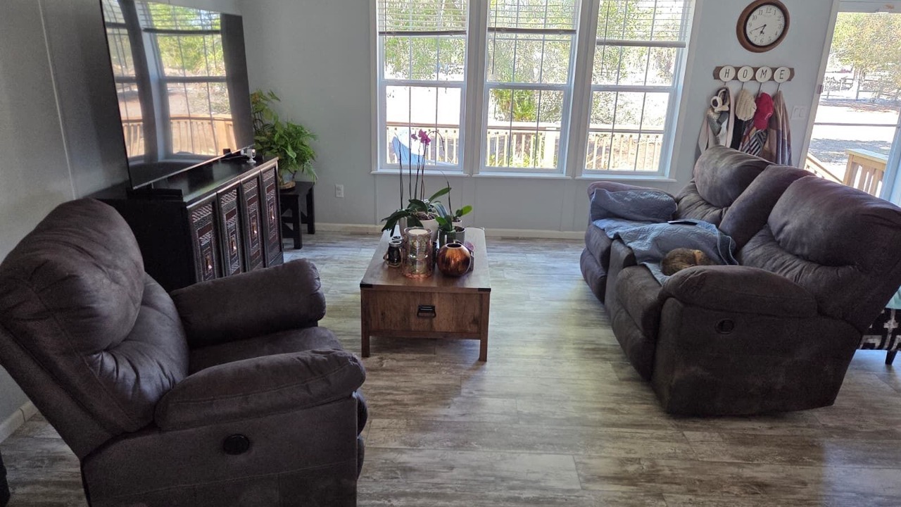 Photo of Livingroom in Clewiston