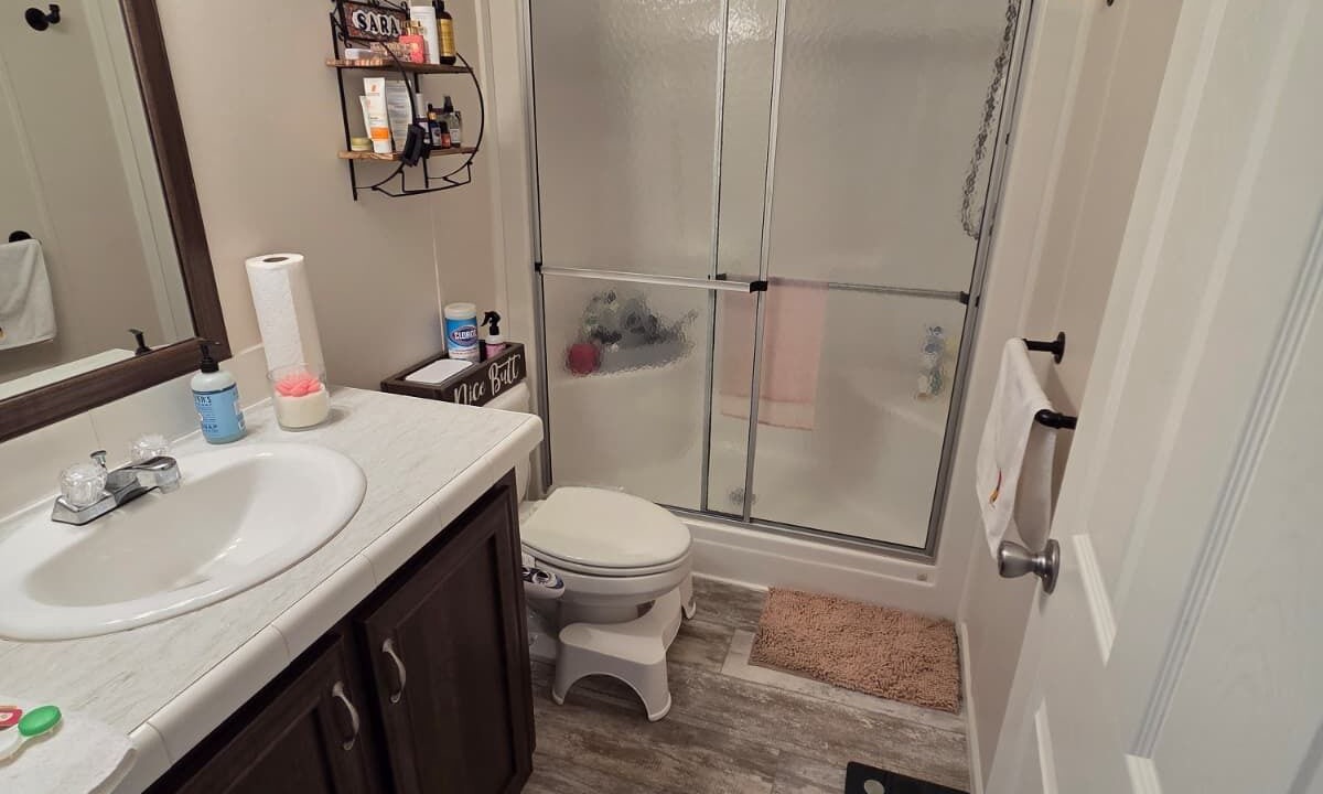 Photo of Bathroom in Clewiston
