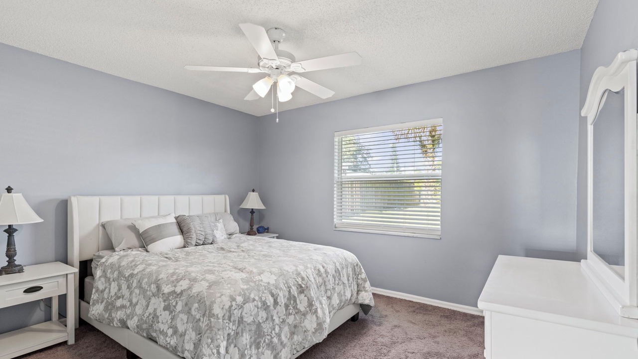 Photo of Bedroom in Florida Shores