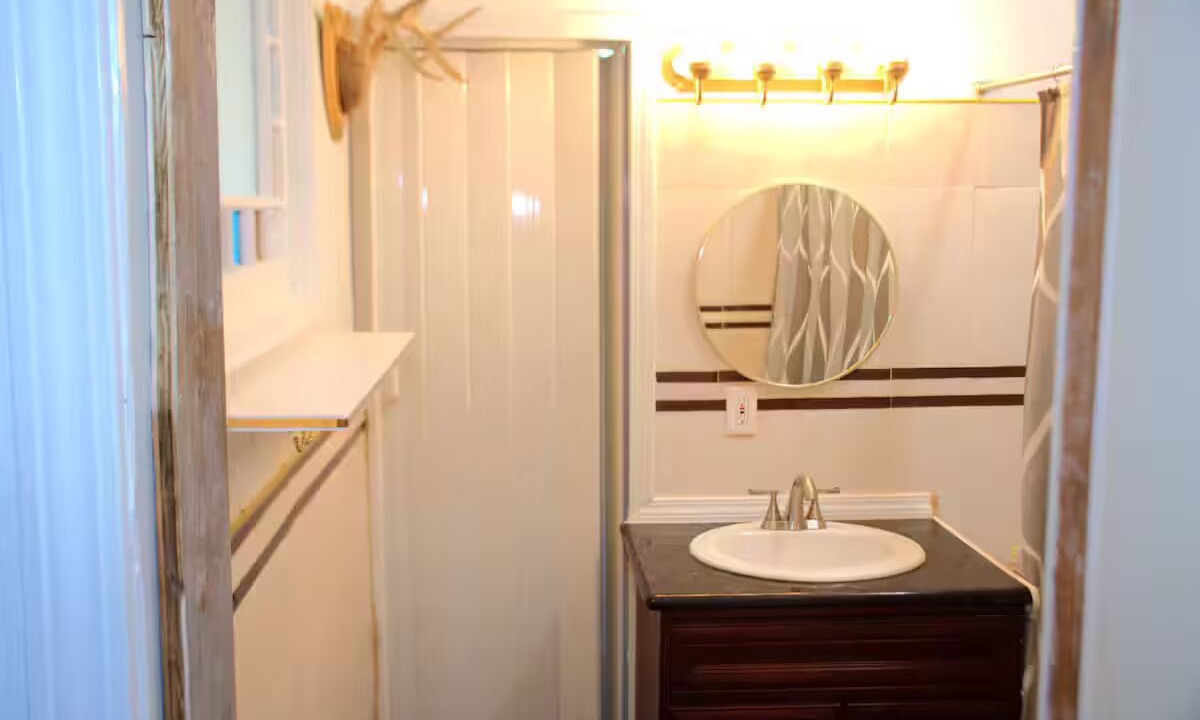 Photo of Bathroom in Mid-City