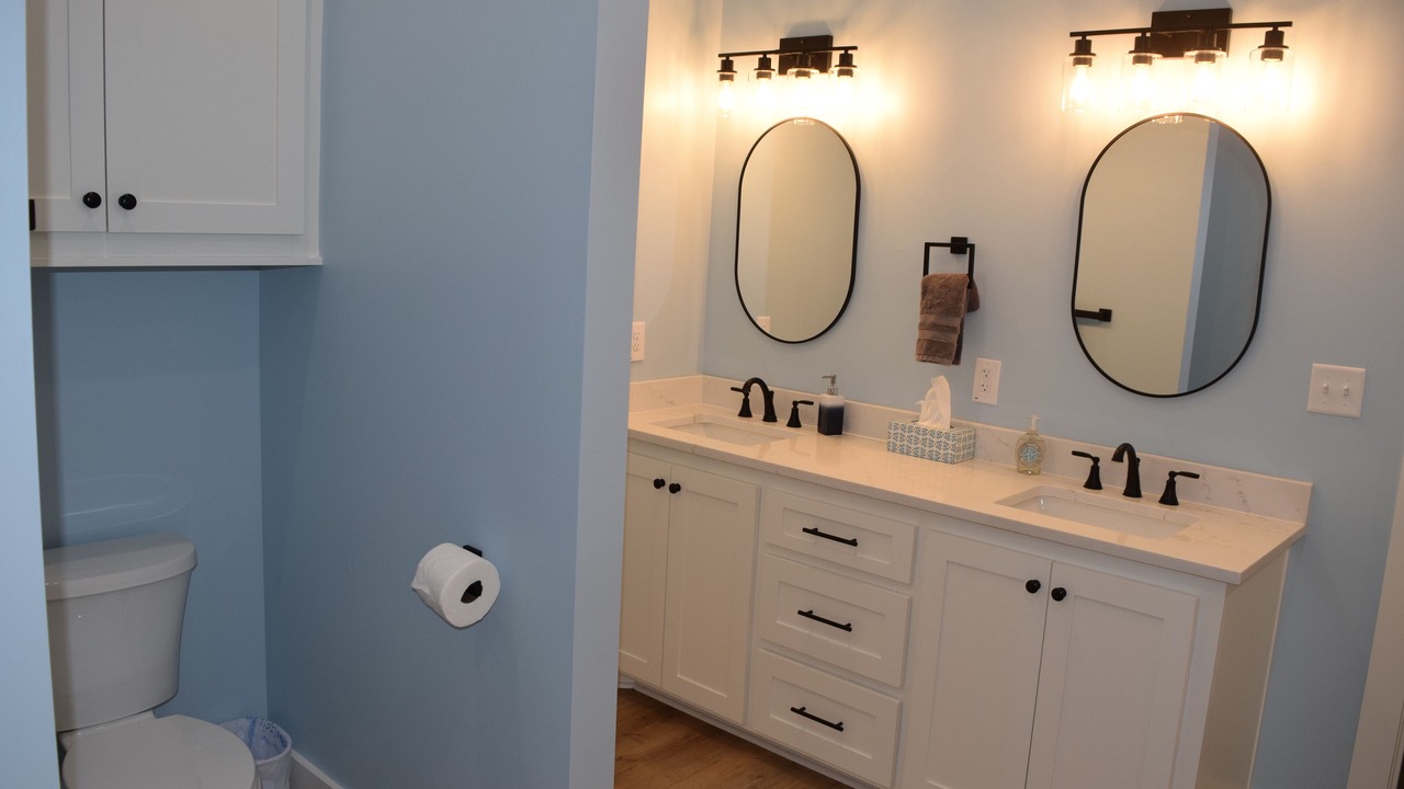 Photo of Bathroom in Long Beach