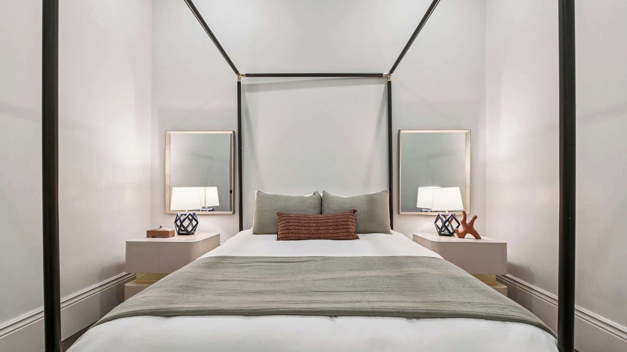 Photo of Bedroom in Central Business District