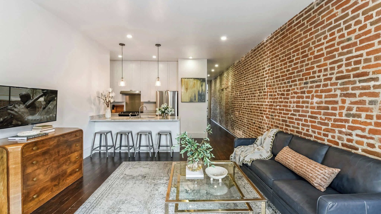 Photo of Bedroom in Central Business District