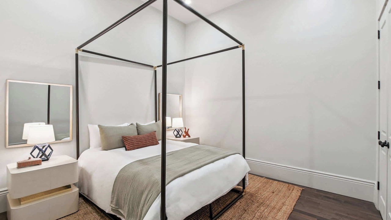 Photo of Bedroom in Central Business District
