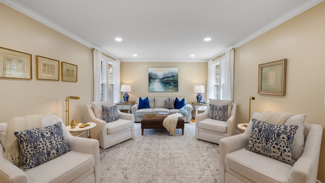 Photo of Livingroom in Starkville