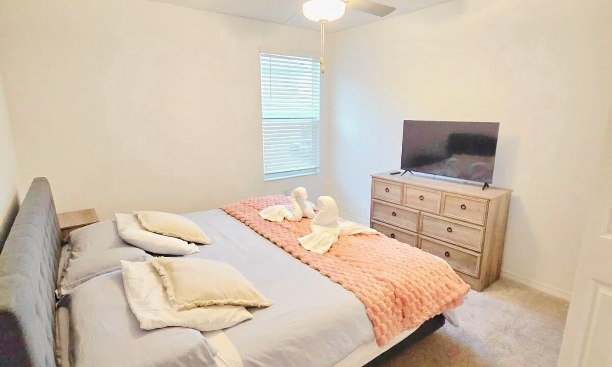 Photo of Bedroom in Zephyrhills West