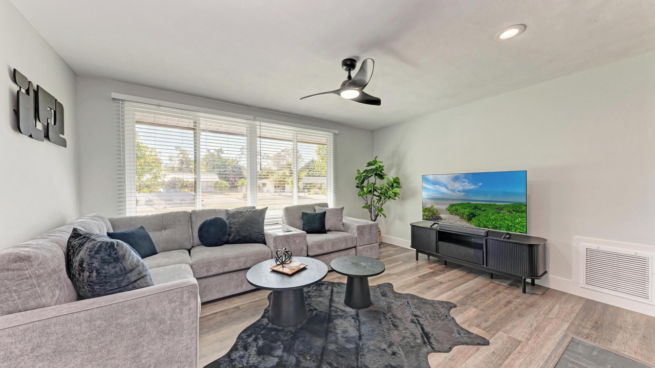 Photo of Livingroom in Whitfield