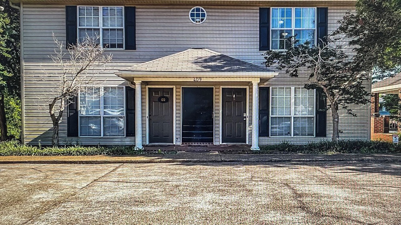 Photo of Outdoor in Starkville