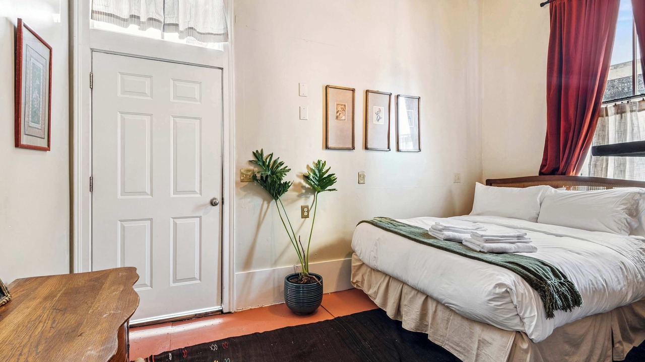 Photo of Bedroom in Treme