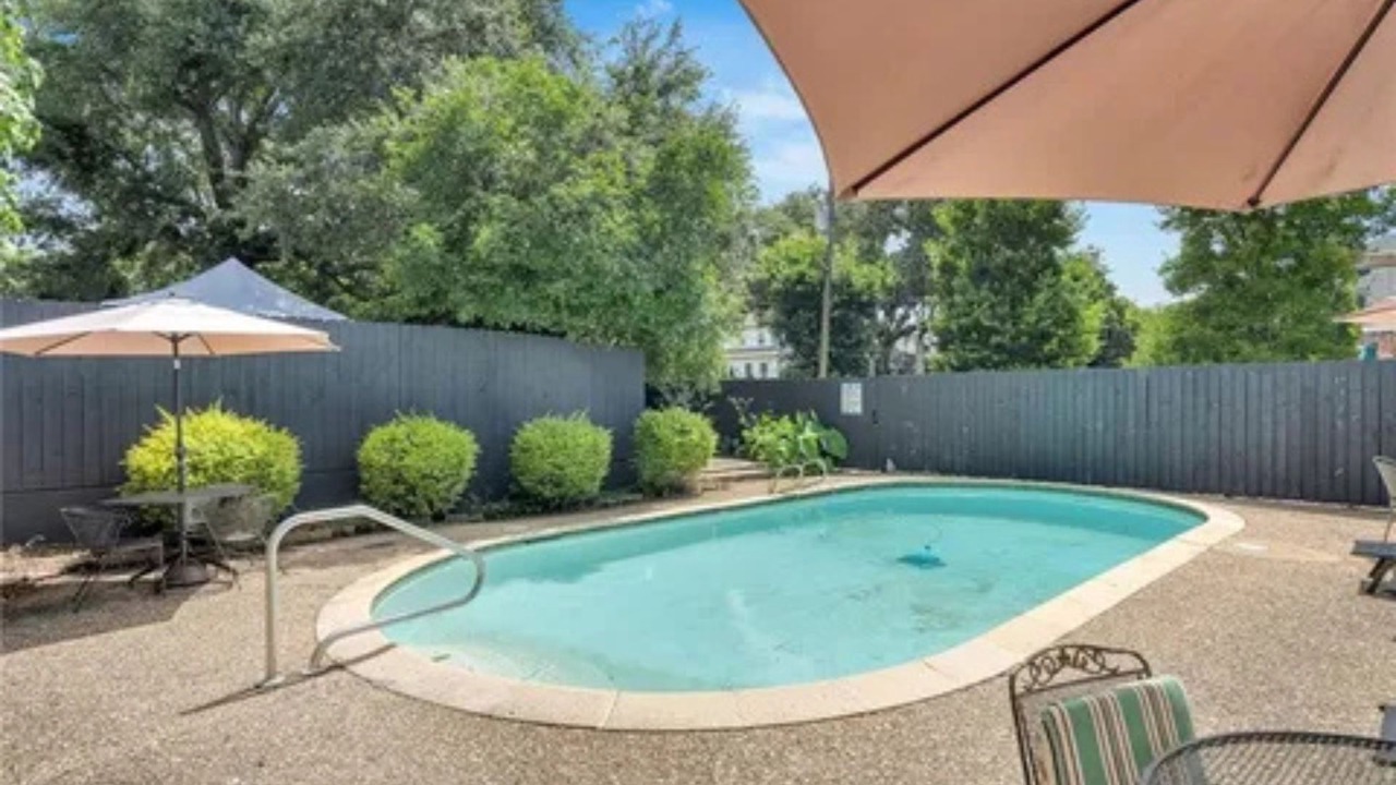 Photo of Outdoor in Lakeview
