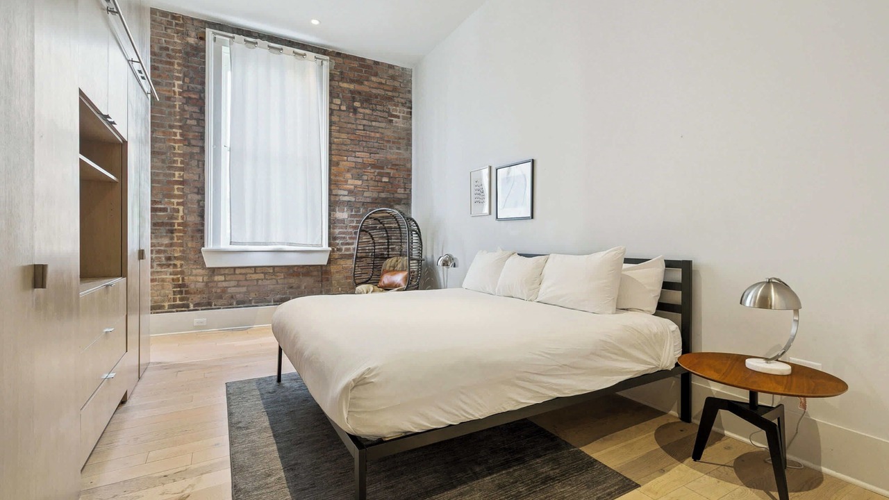 Photo of Bedroom in Tulane - Gravier