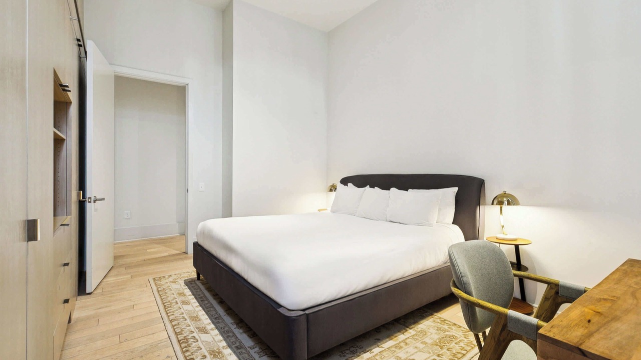 Photo of Bedroom in Tulane - Gravier