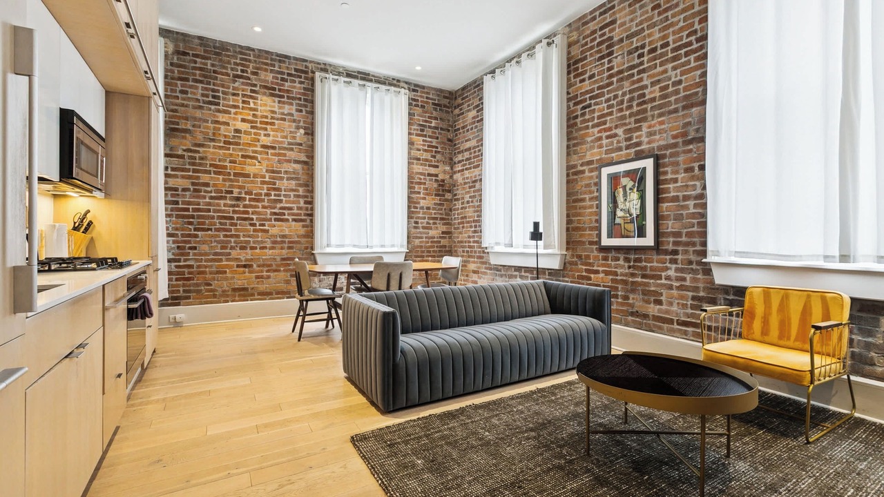 Photo of Livingroom in Tulane - Gravier