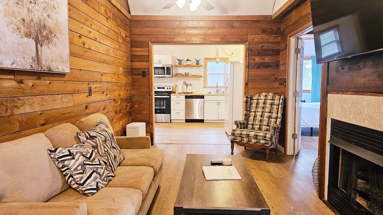 Photo of Livingroom in Starkville
