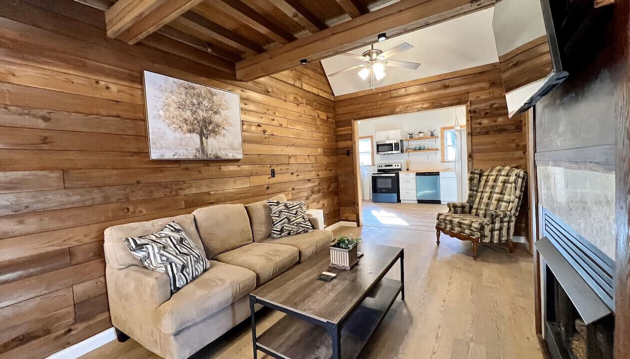 Photo of Livingroom in Starkville