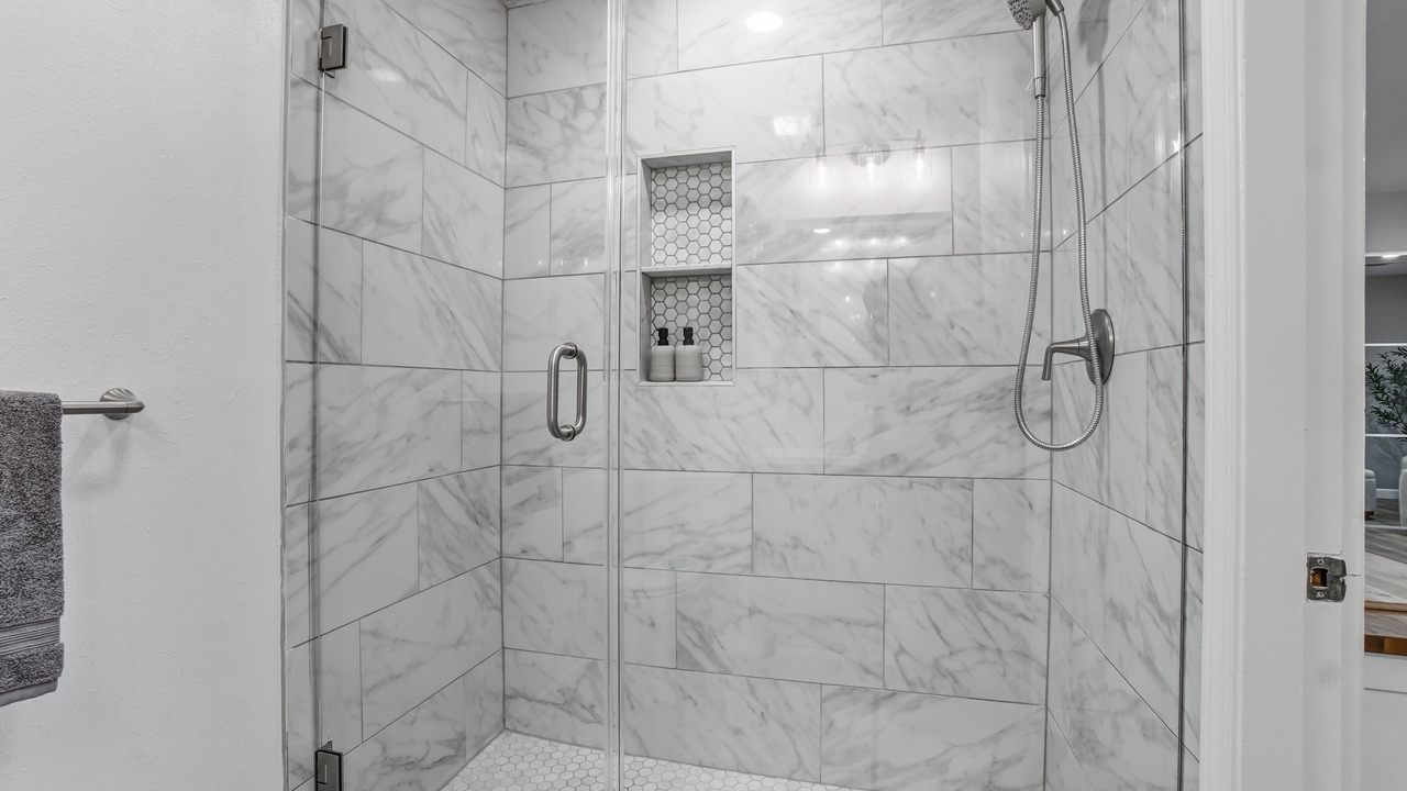 Photo of Bathroom in Highlands - Perkins