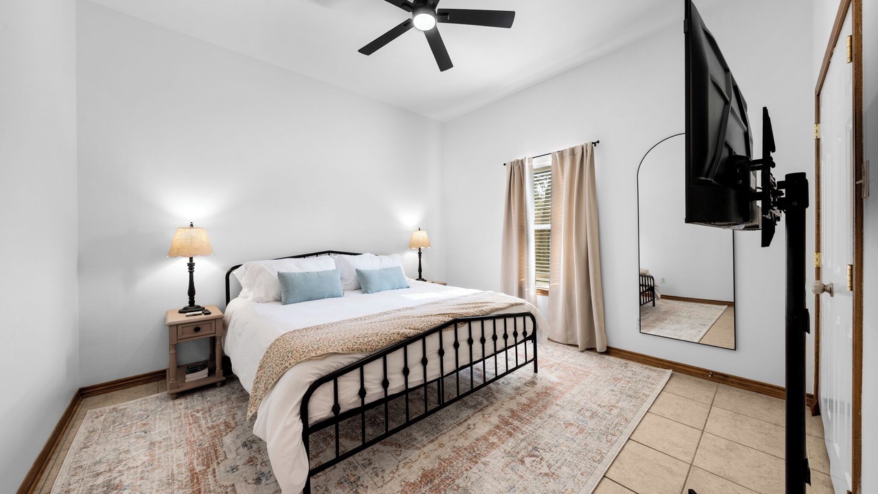 Photo of Bedroom in Commerce