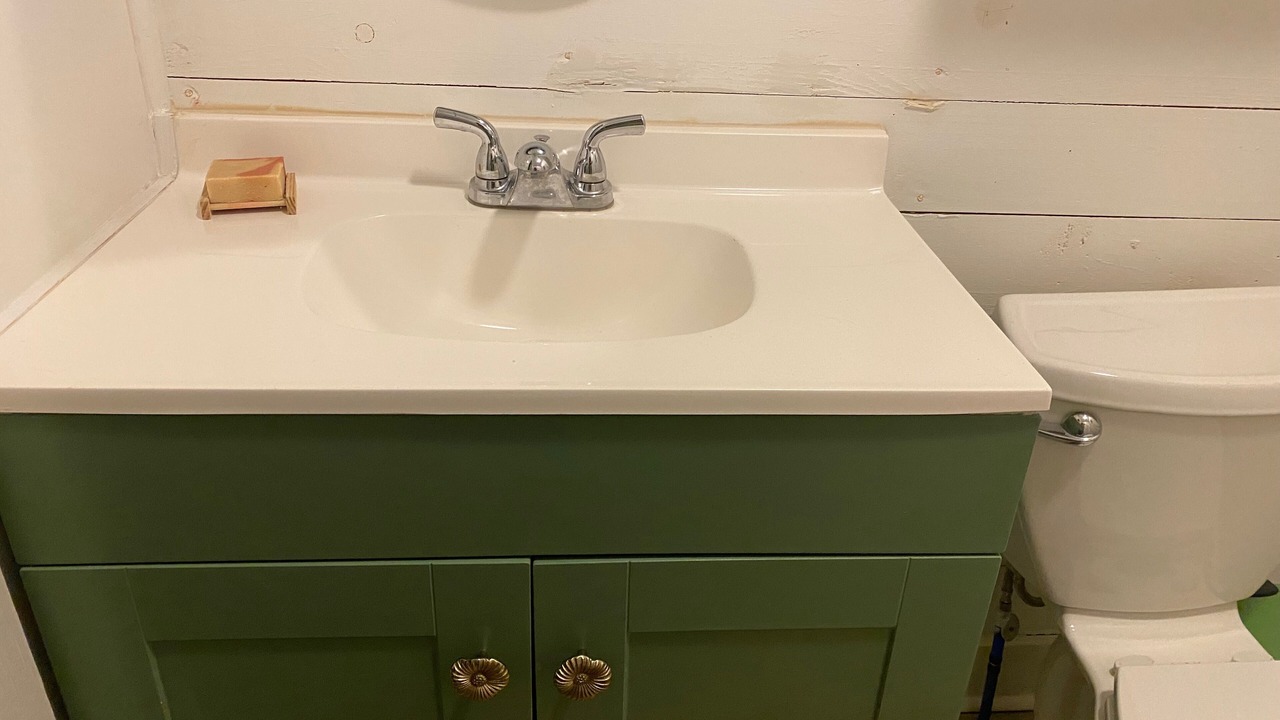 Photo of Bathroom in Lottie
