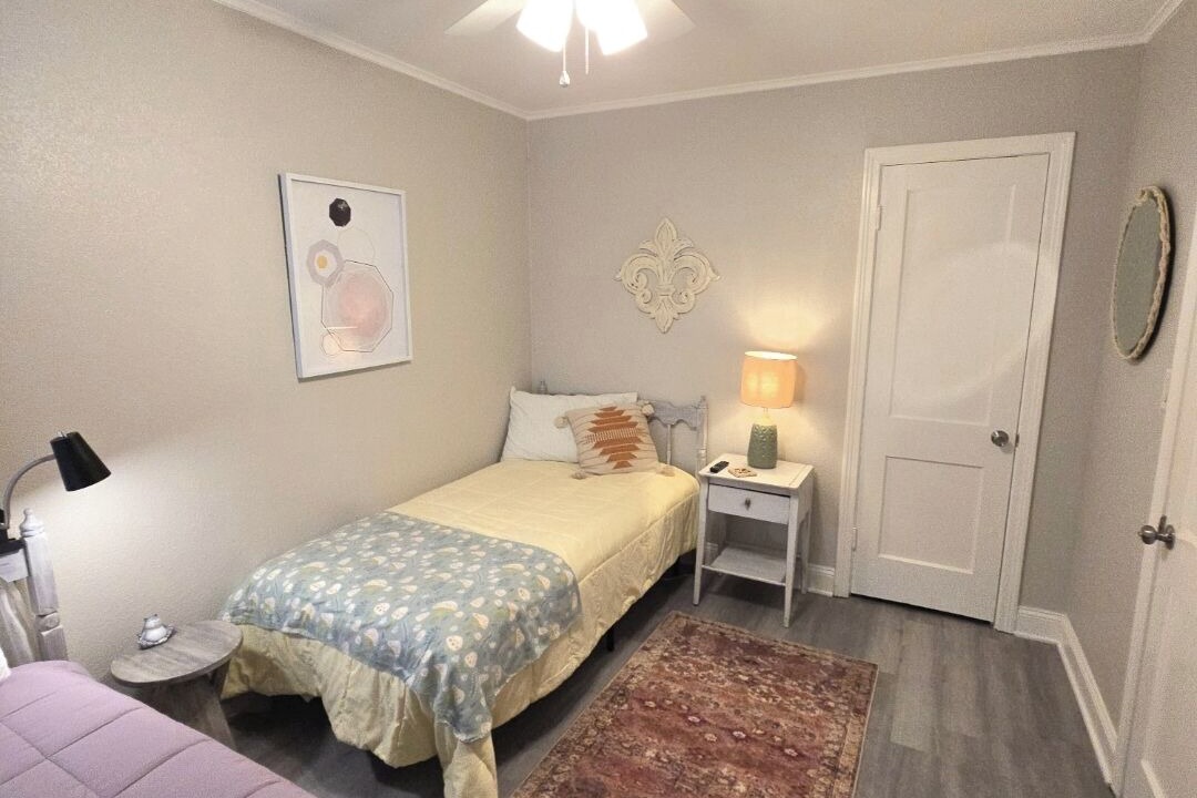 Photo of Bedroom in Broadmoor