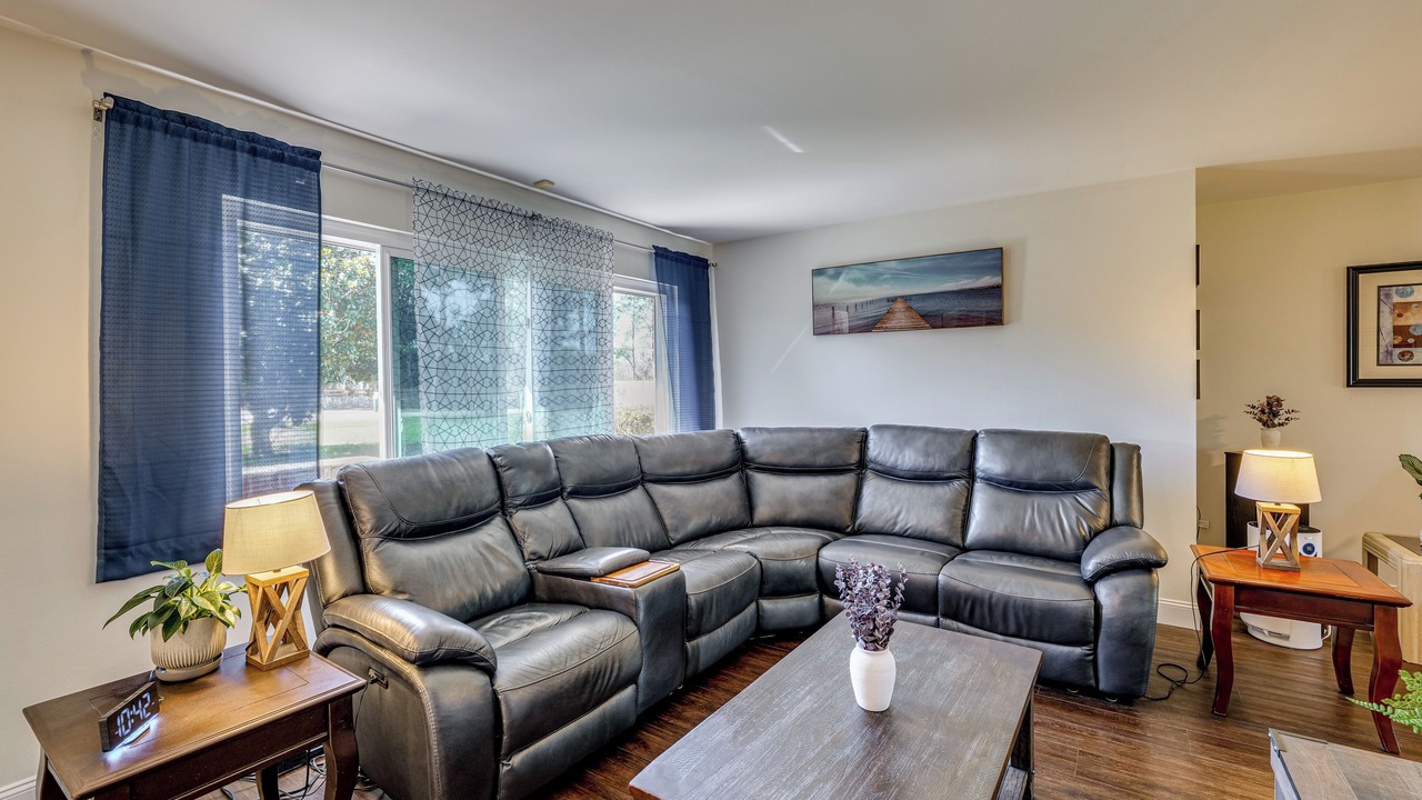 Photo of Livingroom in Fedhaven